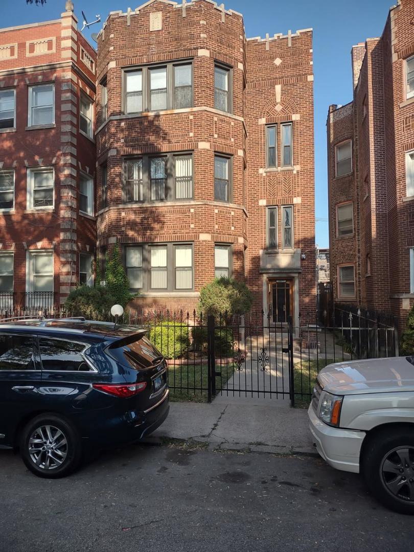 8037 S Champlain Avenue, Chicago, IL 60619