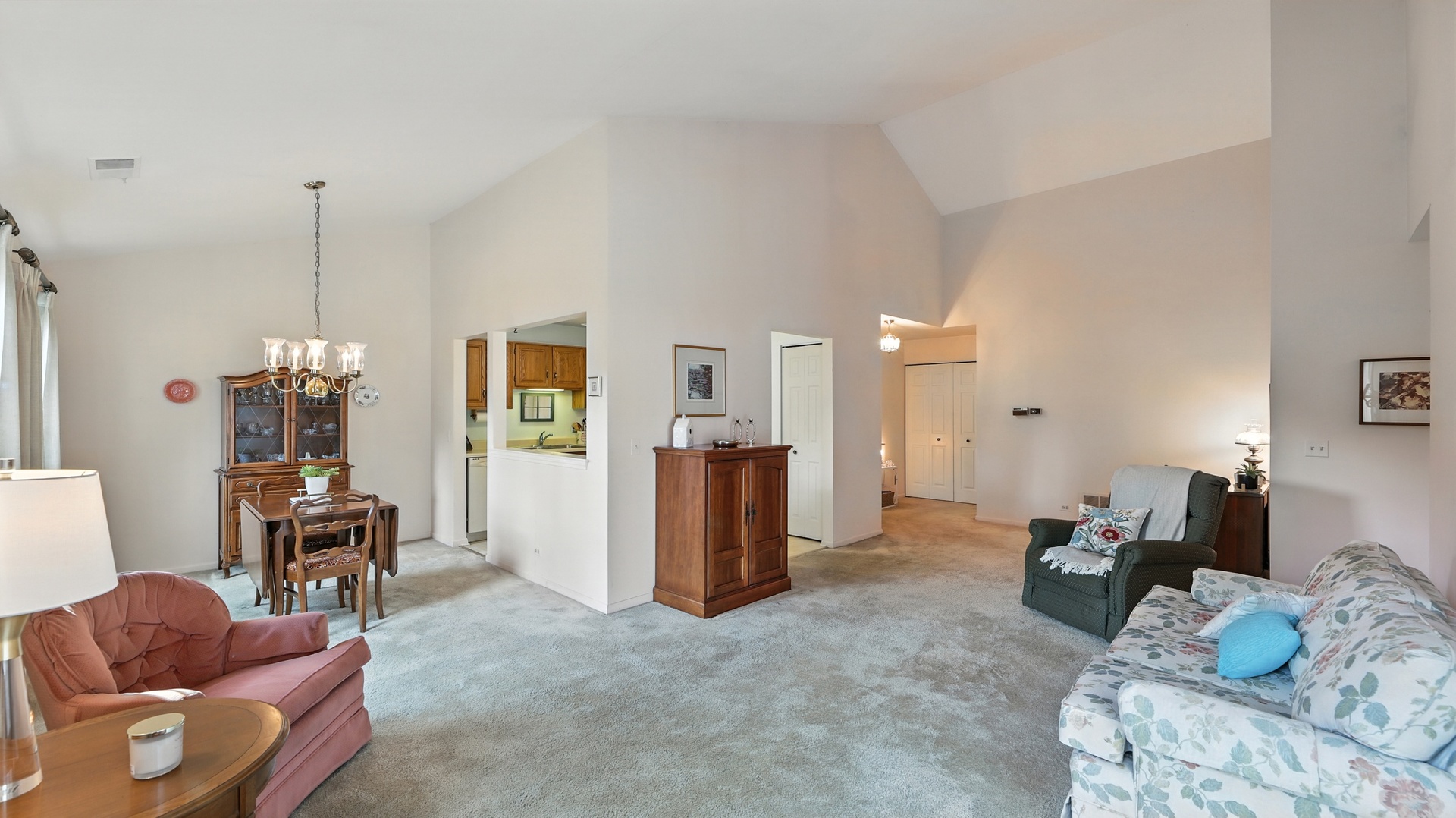 709 Burr Oak Lane #B, Prospect Heights, IL 60070