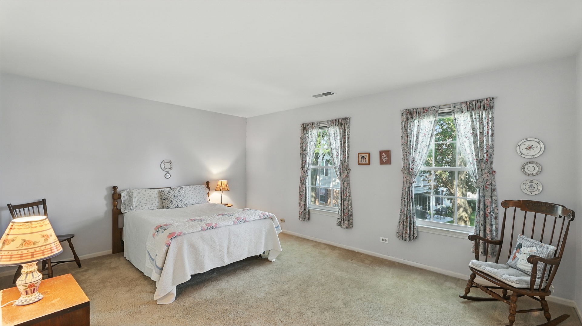 709 Burr Oak Lane #B, Prospect Heights, IL 60070