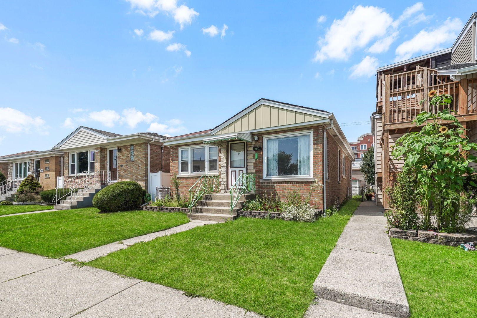 3612 N Neva Avenue, Chicago, IL 60634