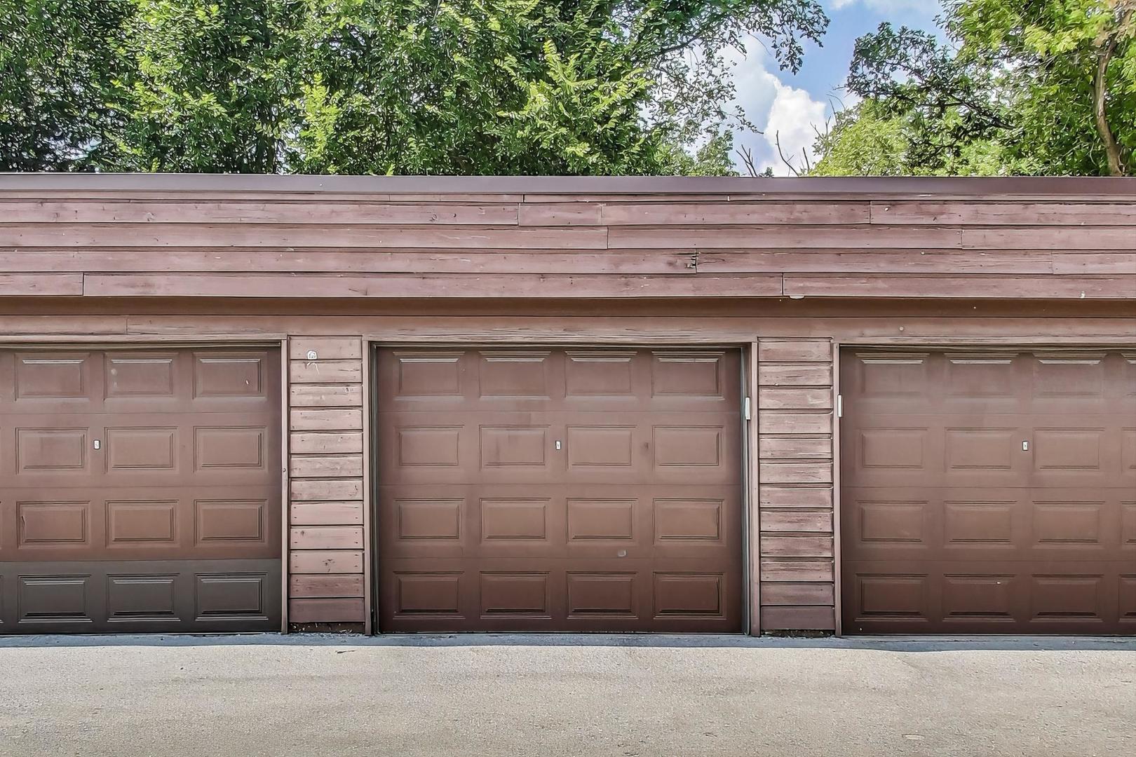 1356 N Sterling Avenue #102, Palatine, IL 60067