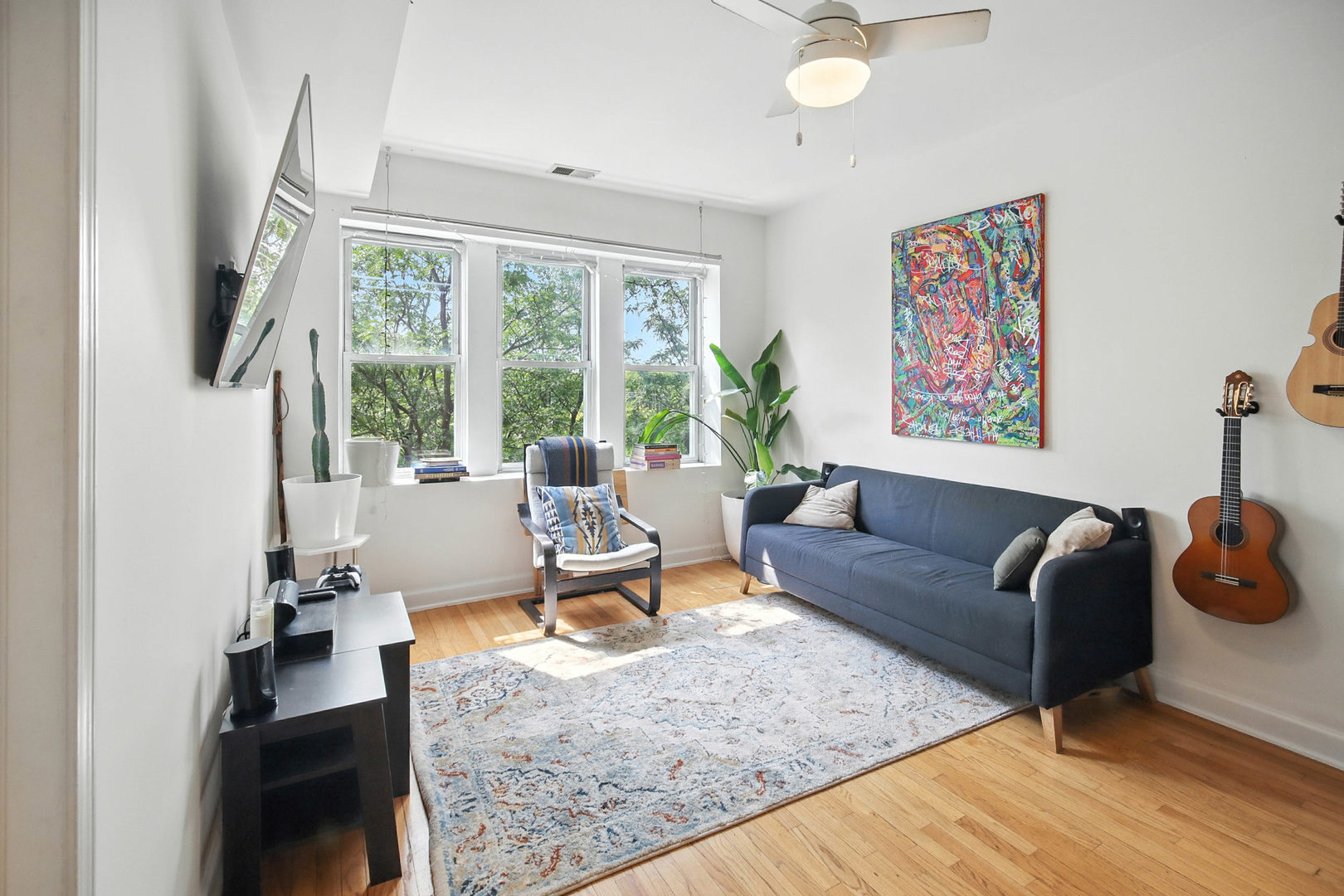2551 N Laramie Avenue #3N, Chicago, IL 60639