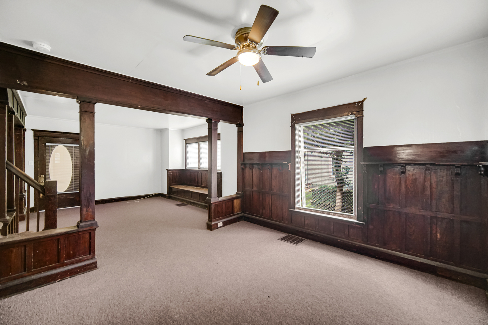 744 S Elm Avenue, Kankakee, IL 60901