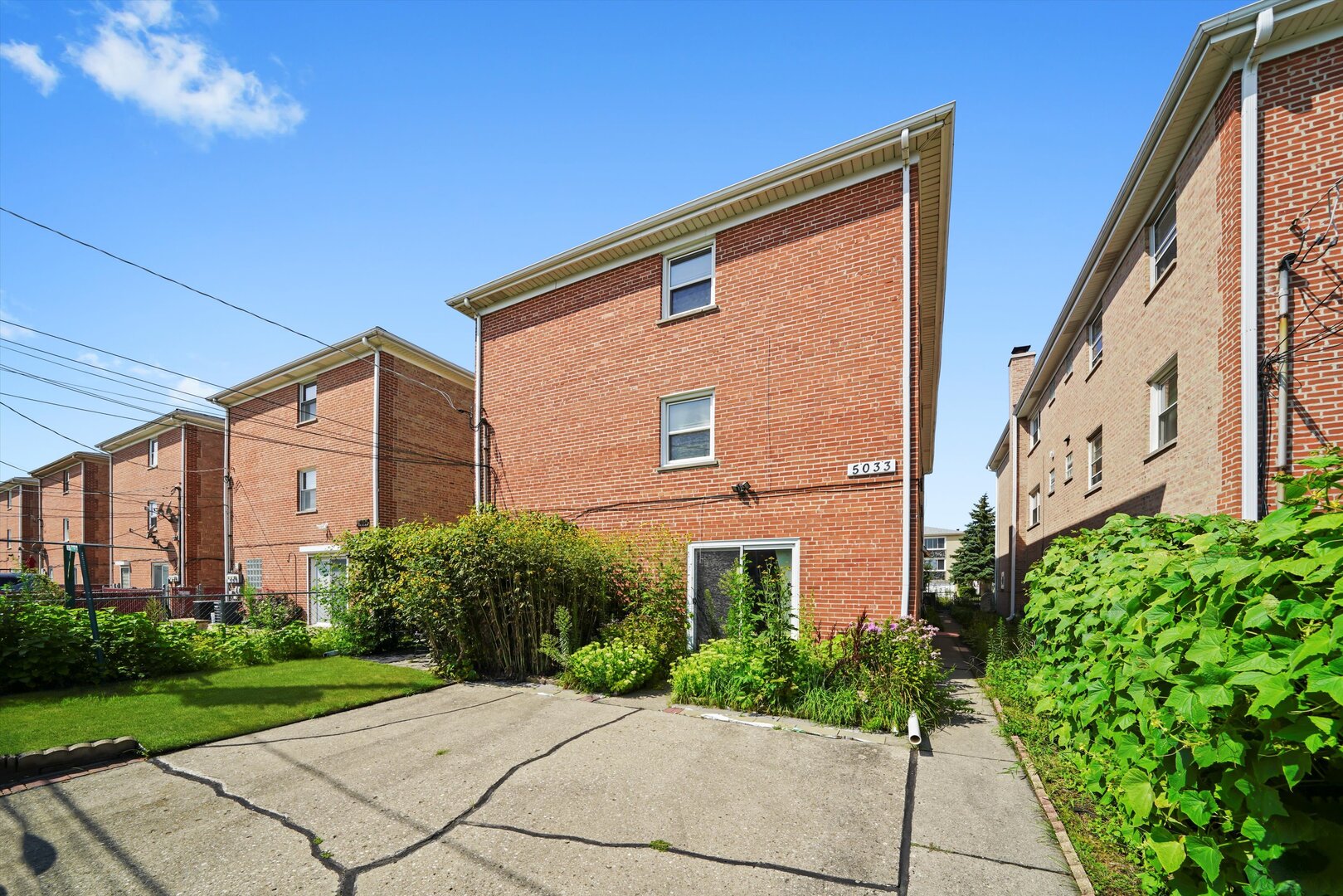 5033 Carol Street, Skokie, IL 60077