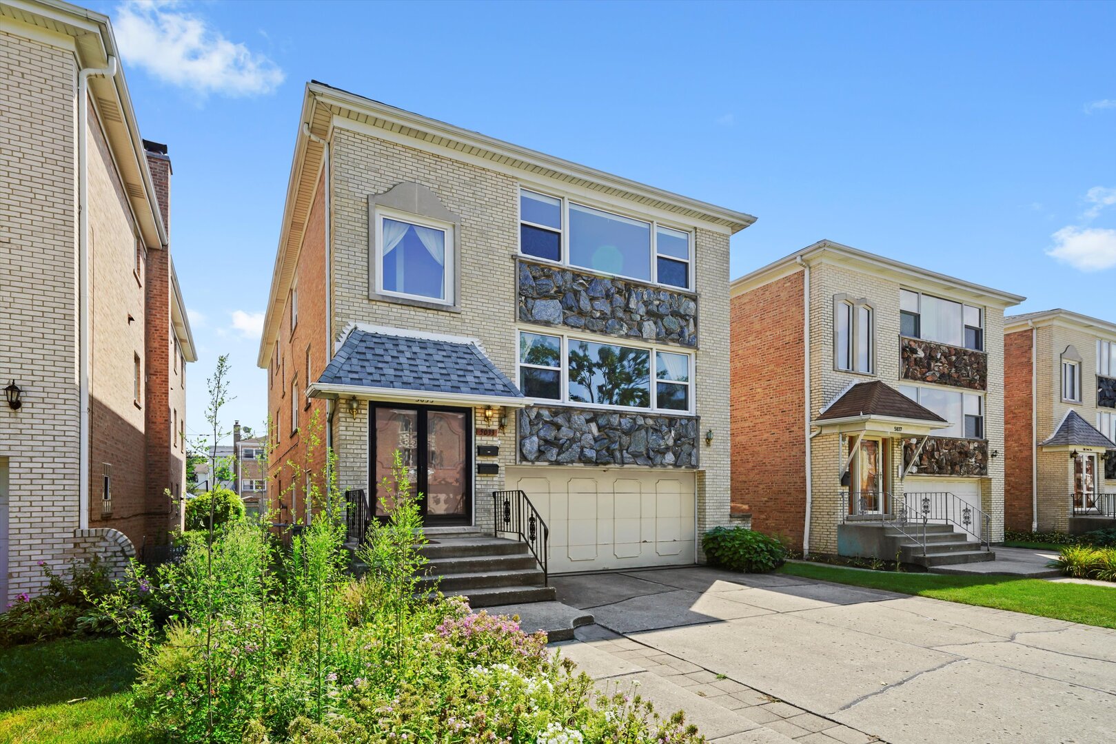5033 Carol Street, Skokie, IL 60077