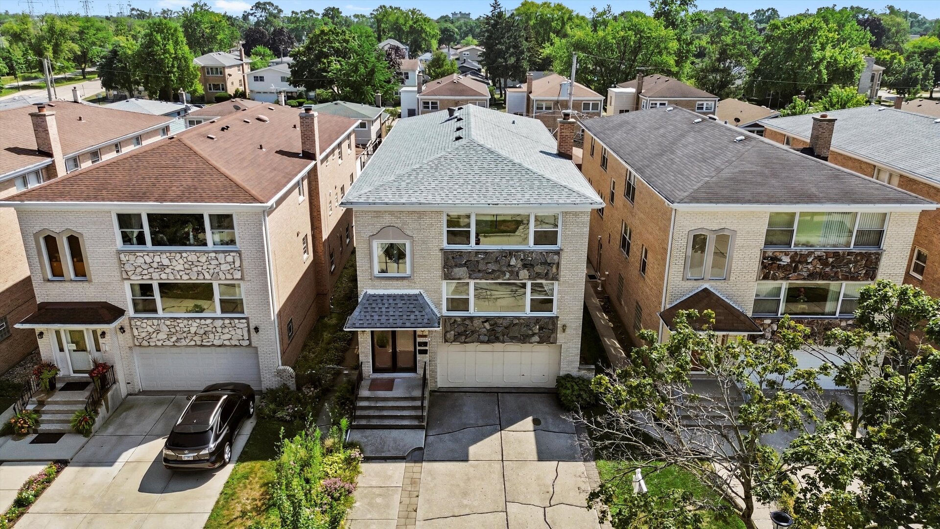 5033 Carol Street, Skokie, IL 60077