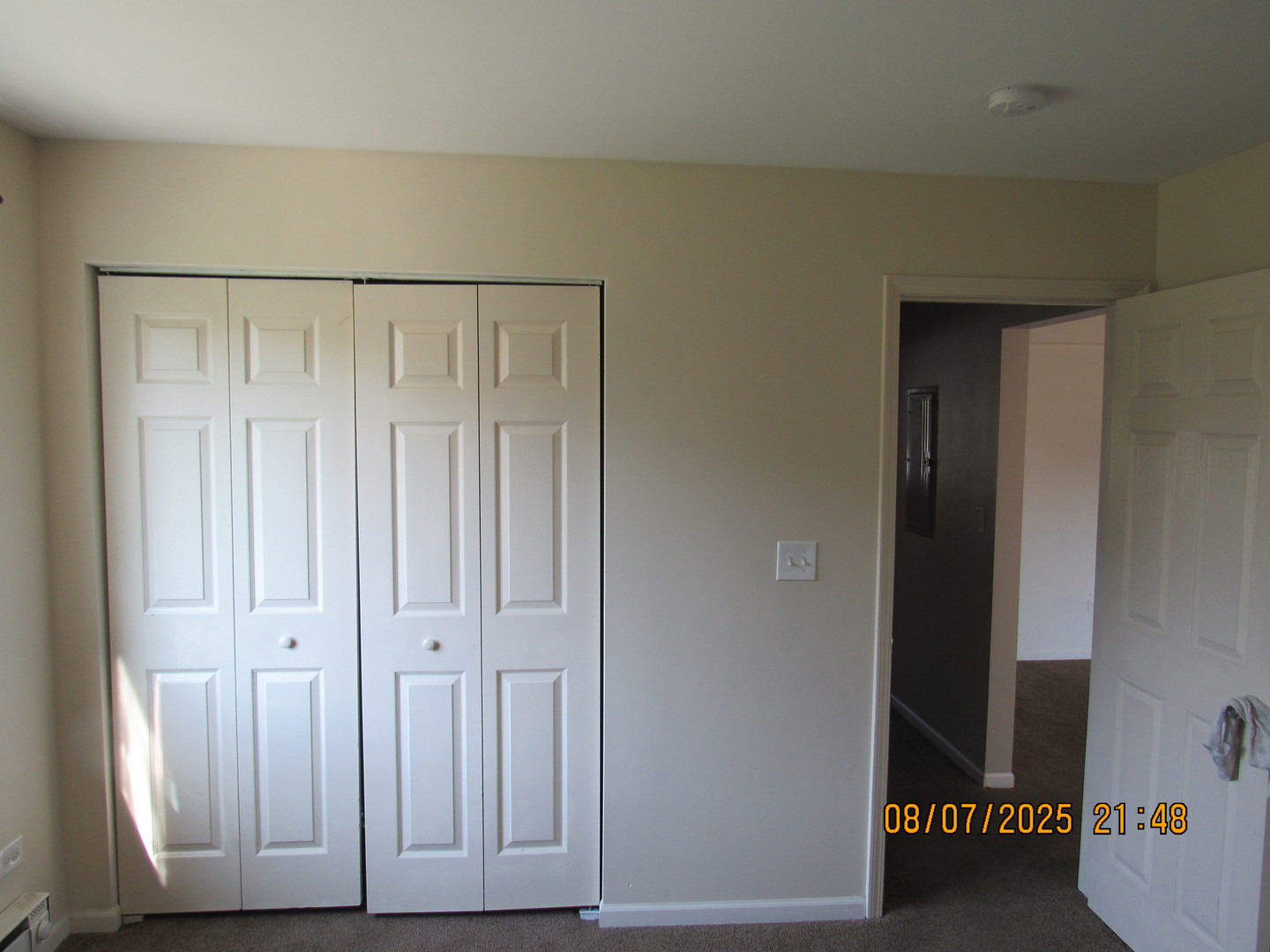 7725 Woodward Avenue #2S, Woodridge, IL 60517