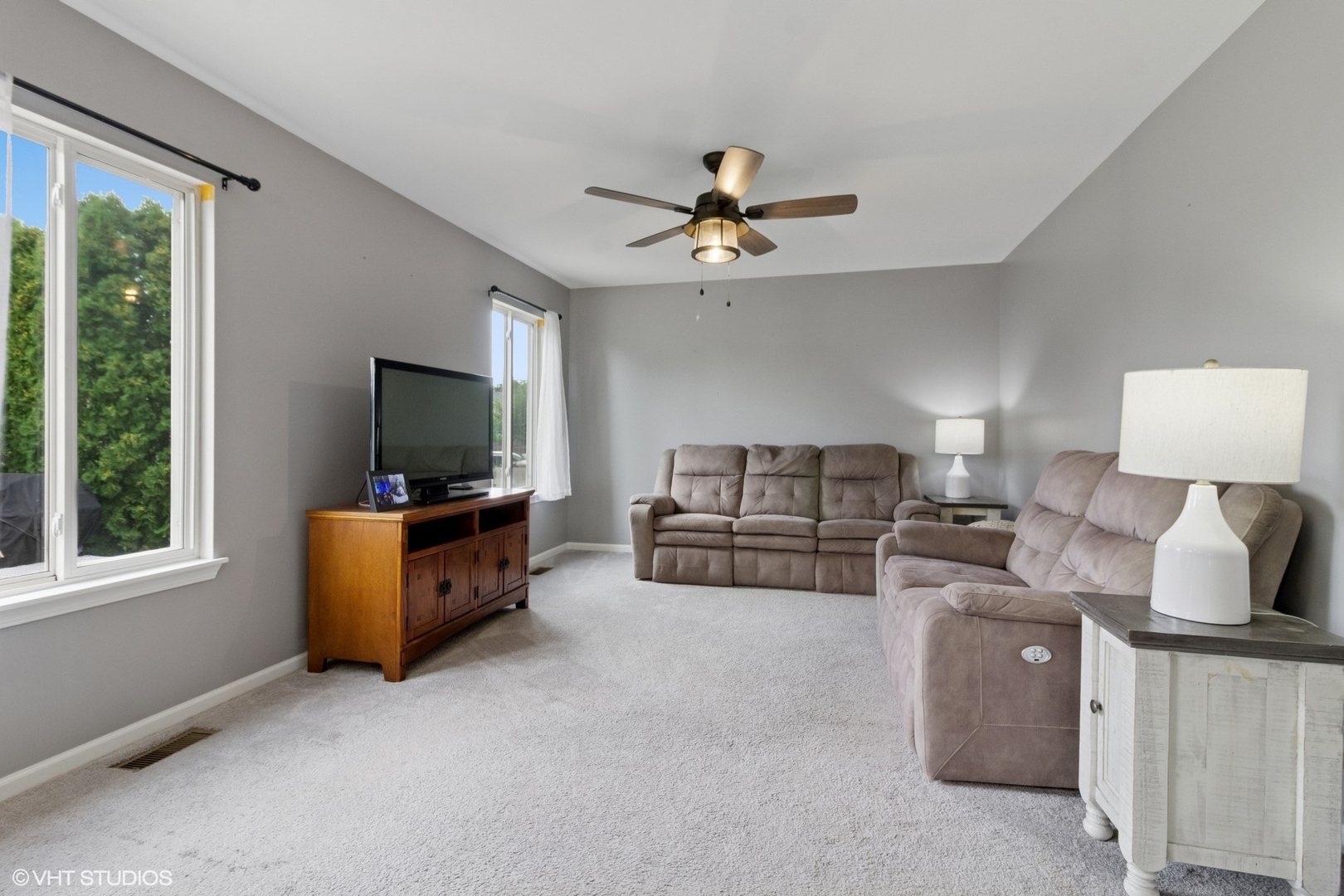 4300 Dobbins Street, Plano, IL 60545