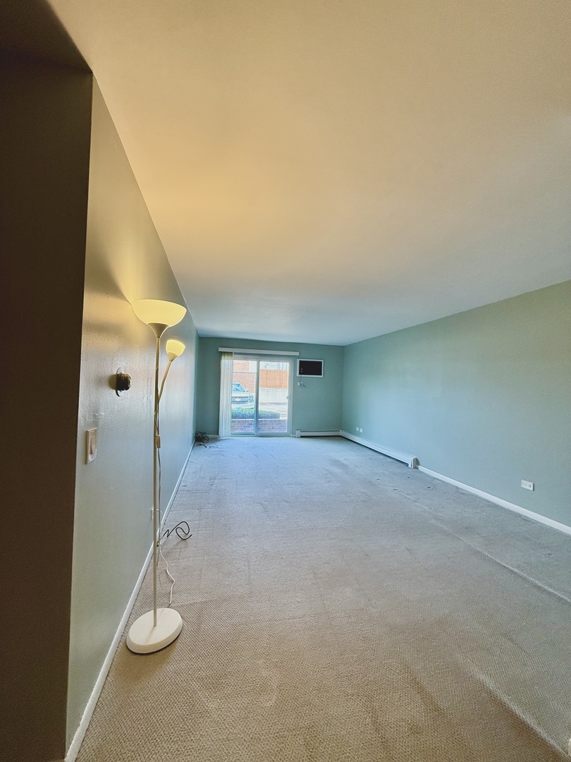 2343 OGDEN Avenue #1, Downers Grove, IL 60515