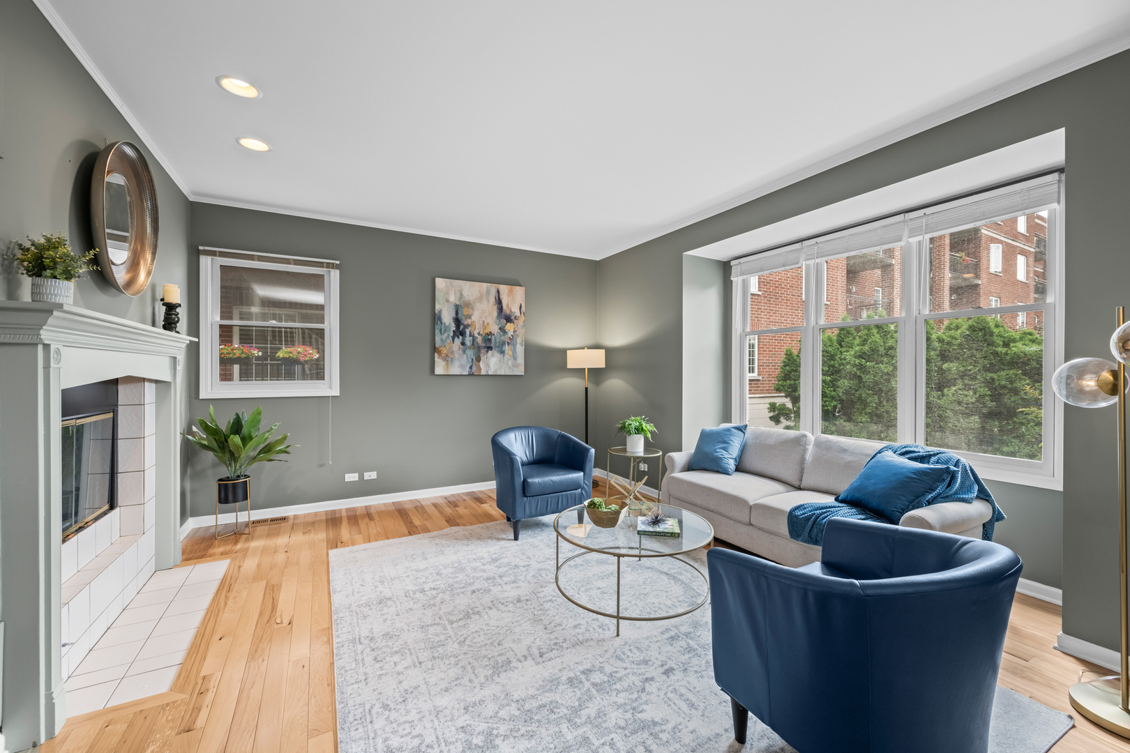 238 N Village Court, Palatine, IL 60067