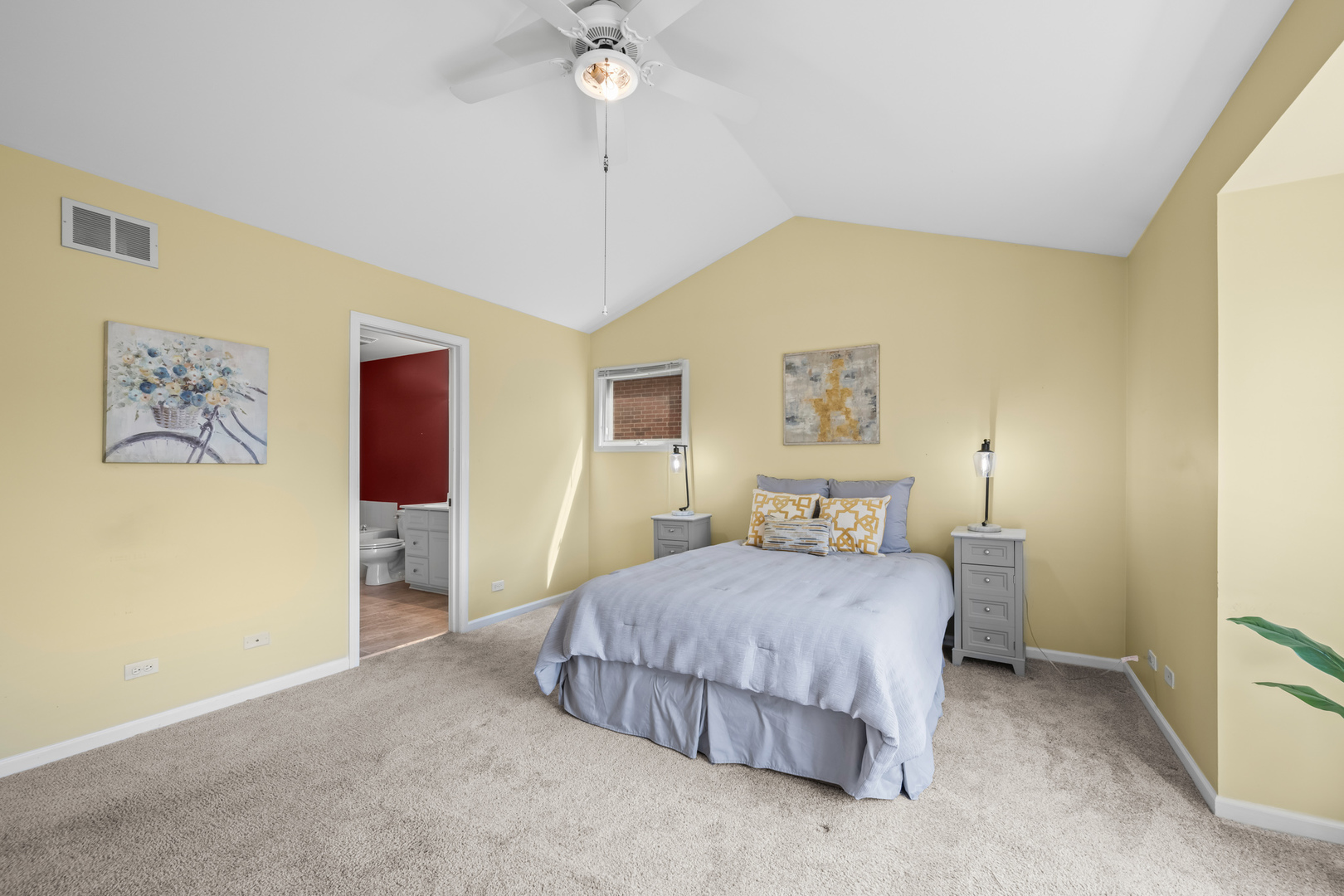 238 N Village Court, Palatine, IL 60067
