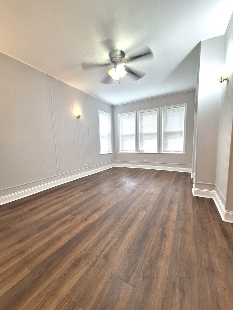 2121 N Marmora Avenue, Chicago, IL 60639