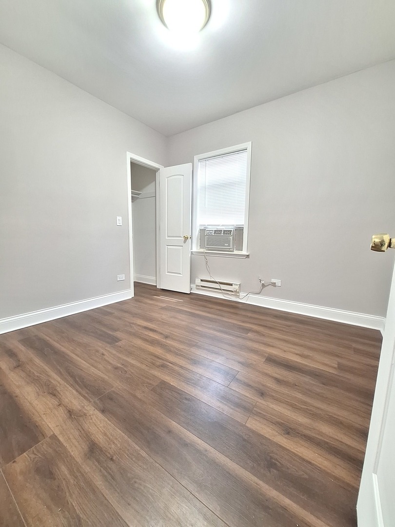 2121 N Marmora Avenue, Chicago, IL 60639