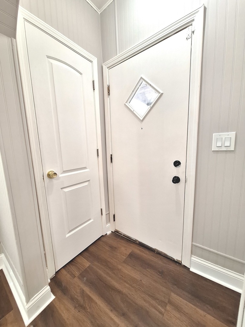 2121 N Marmora Avenue, Chicago, IL 60639