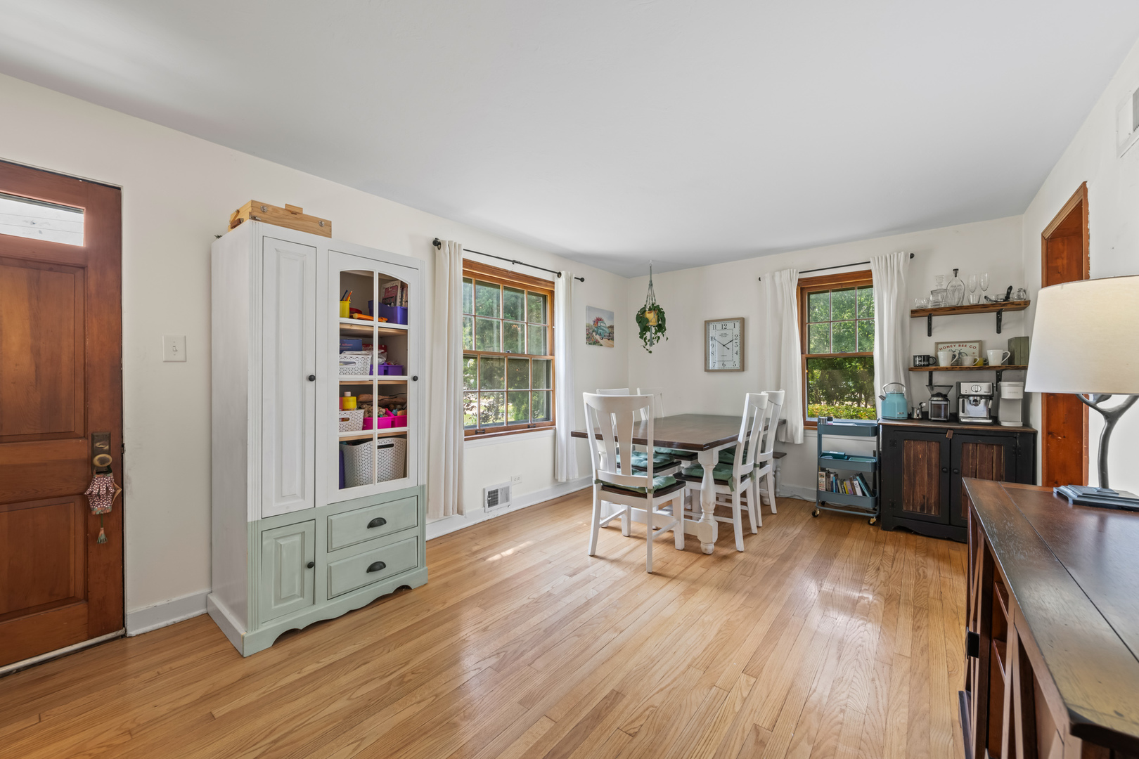 1504 E Olive Street, Arlington Heights, IL 60004