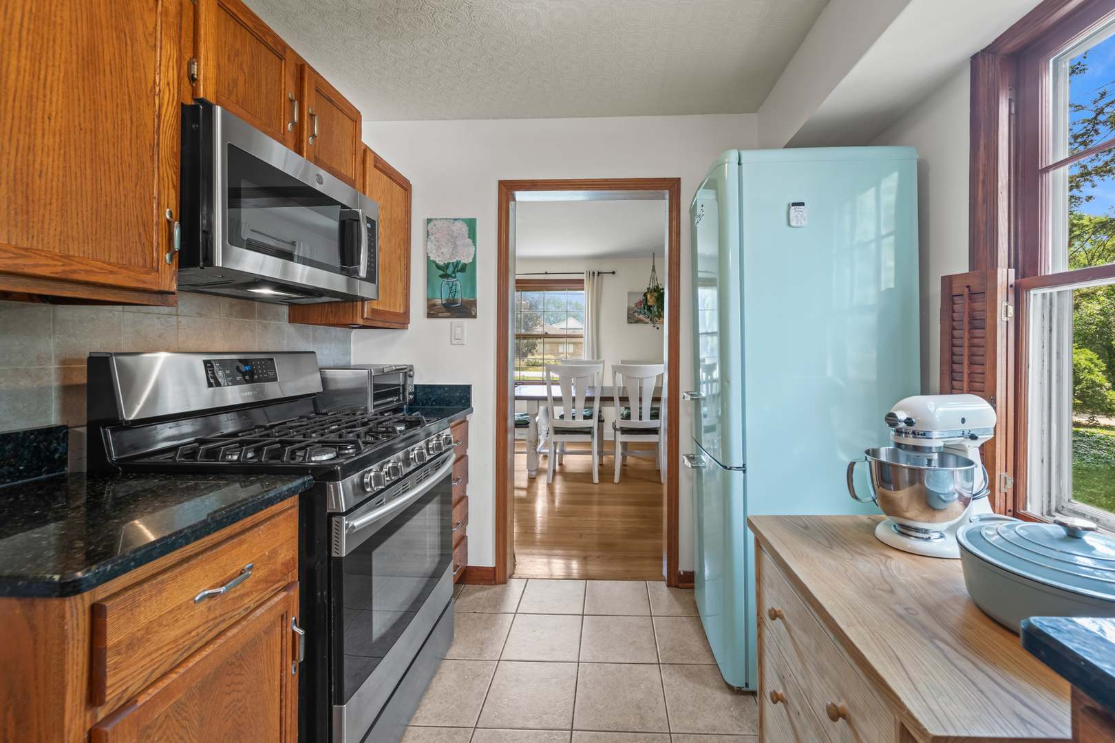 1504 E Olive Street, Arlington Heights, IL 60004