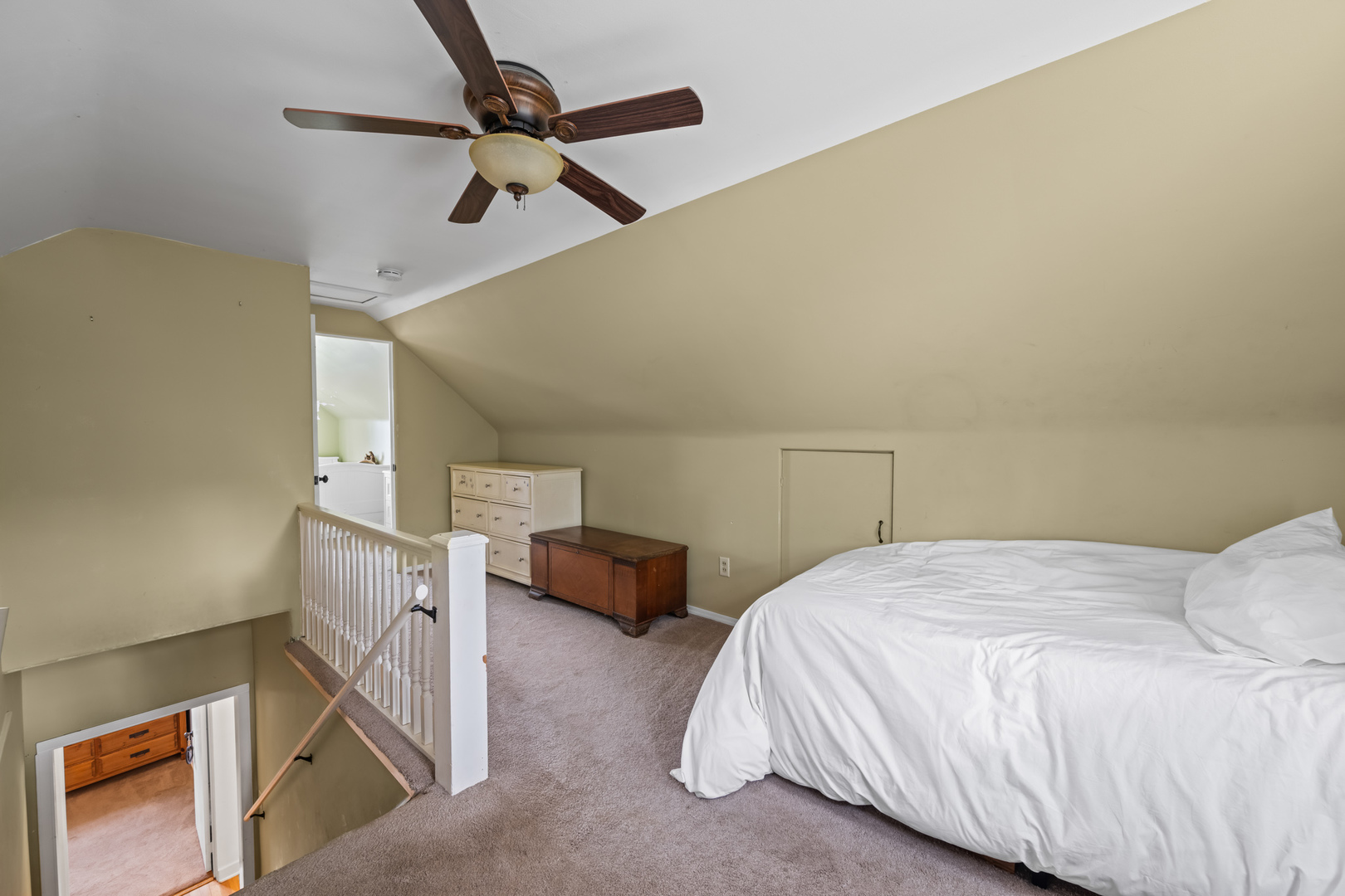 1504 E Olive Street, Arlington Heights, IL 60004