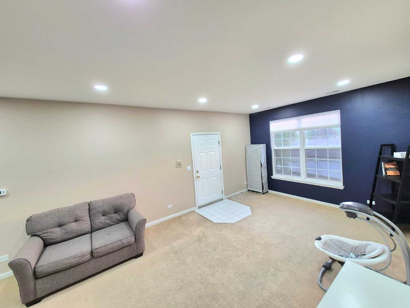 153 N Waters Edge Drive #C, Glendale Heights, IL 60139
