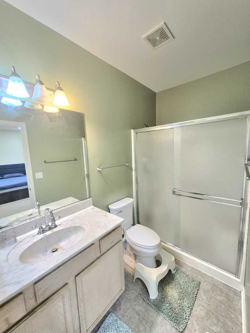 153 N Waters Edge Drive #C, Glendale Heights, IL 60139