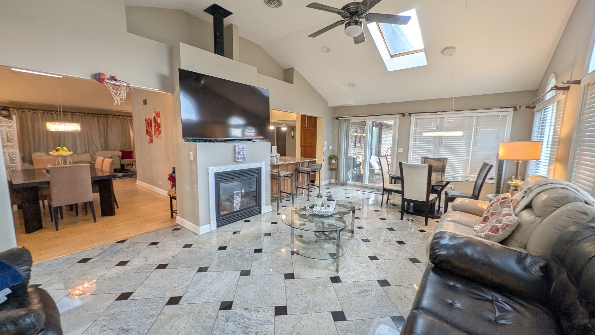 538 Northport Drive, Elk Grove Village, IL 60007