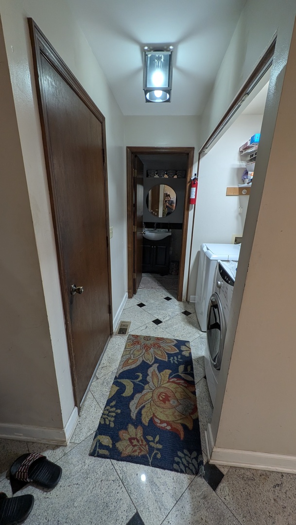 538 Northport Drive, Elk Grove Village, IL 60007