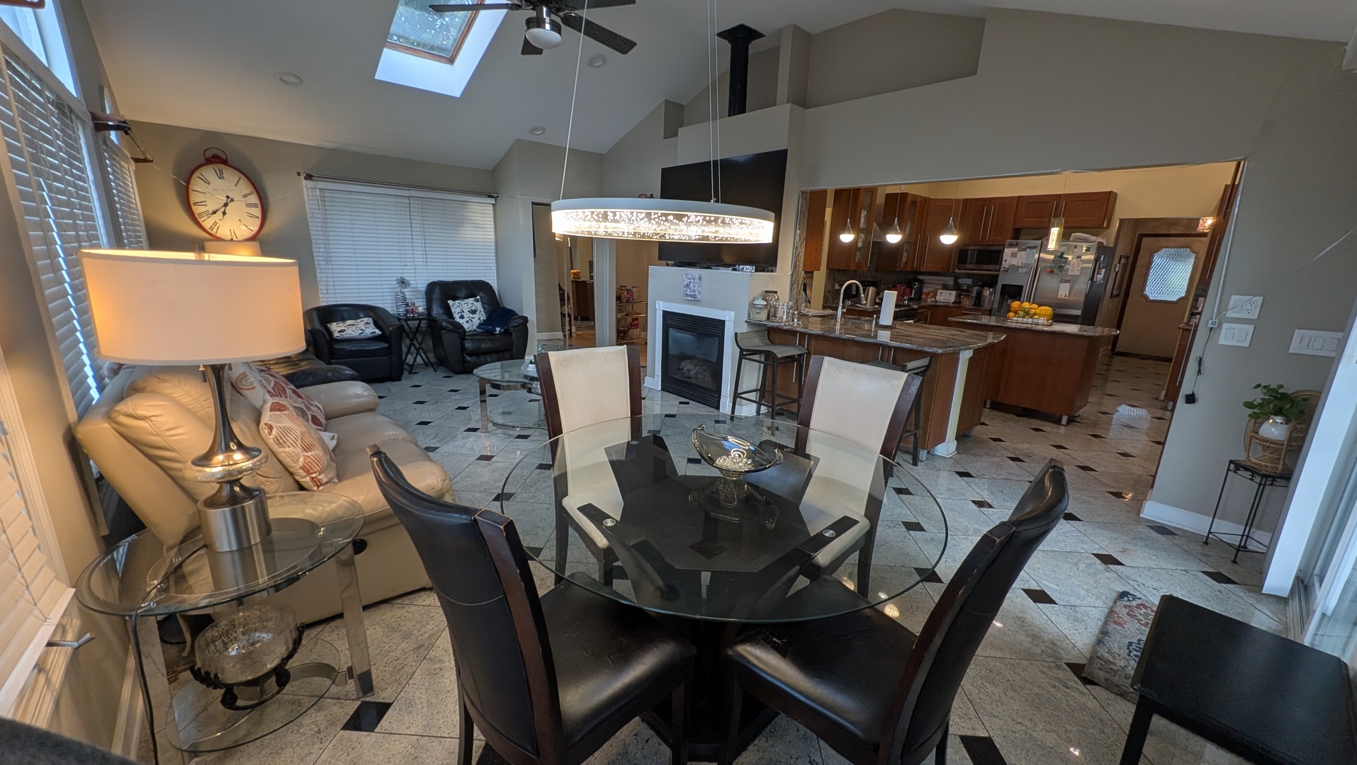 538 Northport Drive, Elk Grove Village, IL 60007