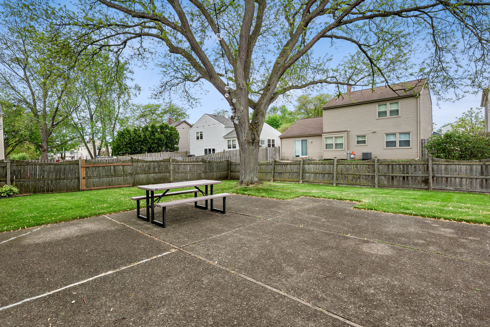 1270 Brandywyn Lane, Buffalo Grove, IL 60502