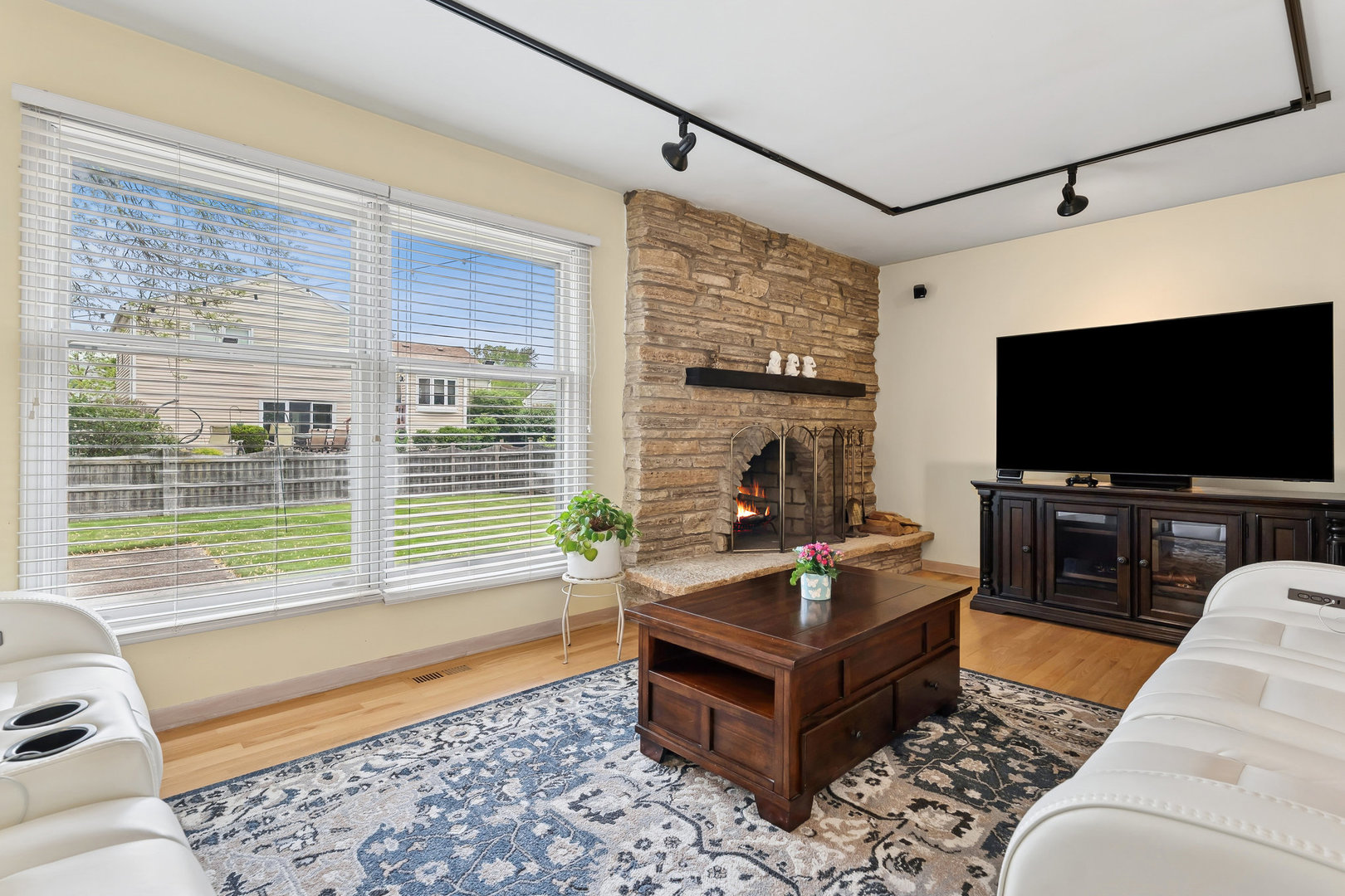 1270 Brandywyn Lane, Buffalo Grove, IL 60502