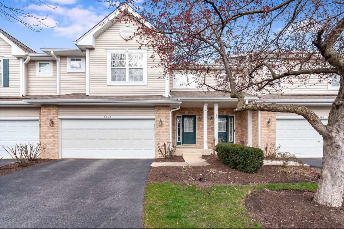 3062 Tangley Oaks Trail #3062, Lisle, IL 60532
