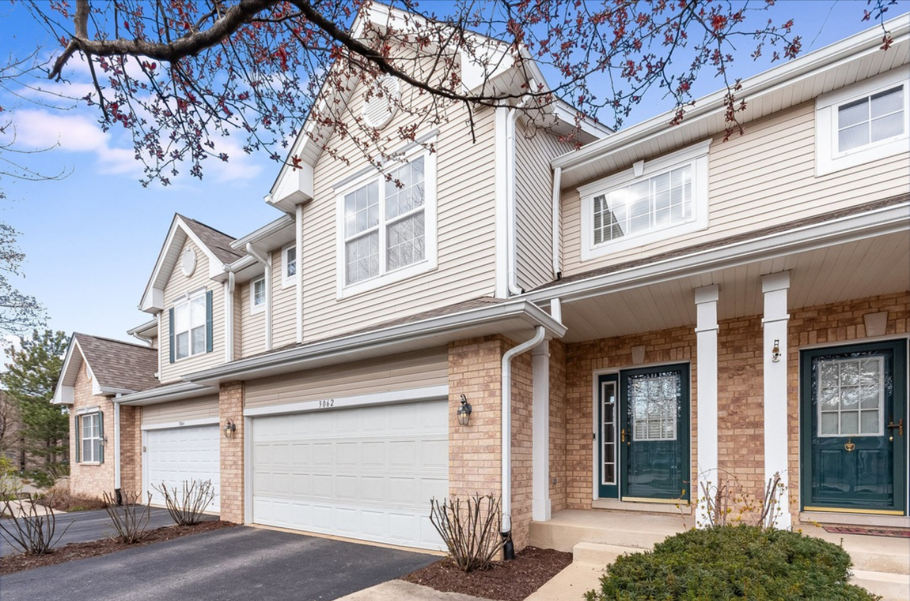 3062 Tangley Oaks Trail #3062, Lisle, IL 60532