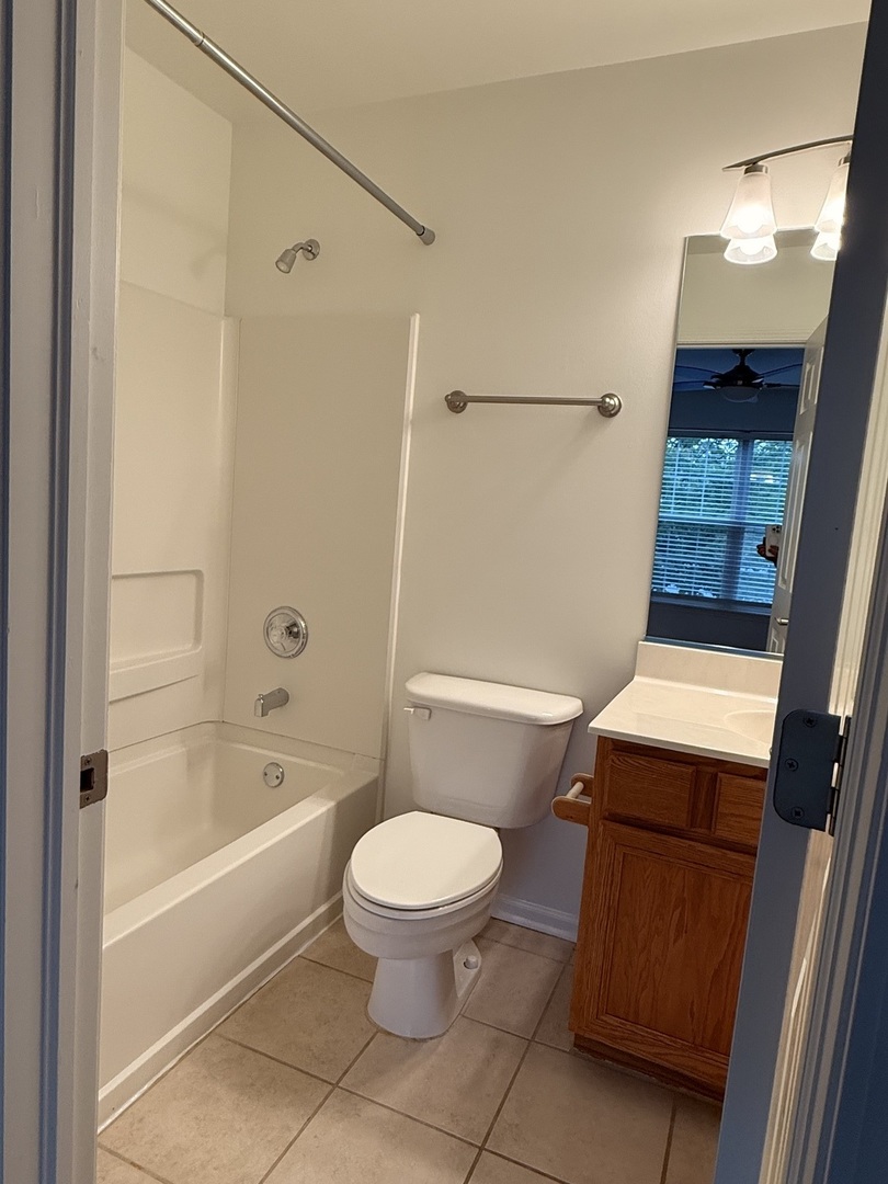 3062 Tangley Oaks Trail #3062, Lisle, IL 60532