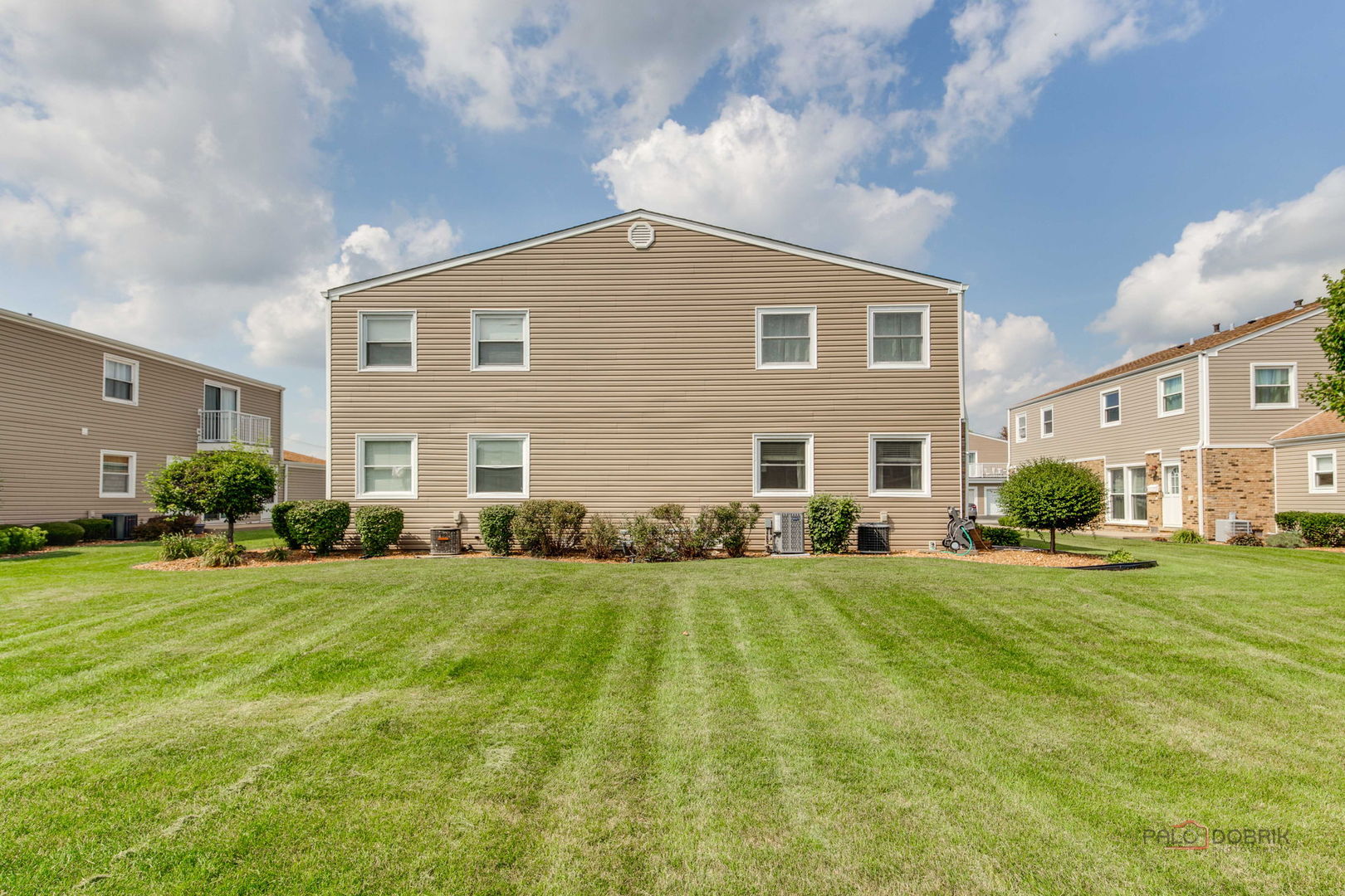 7957 163rd Place #10, Tinley Park, IL 60477