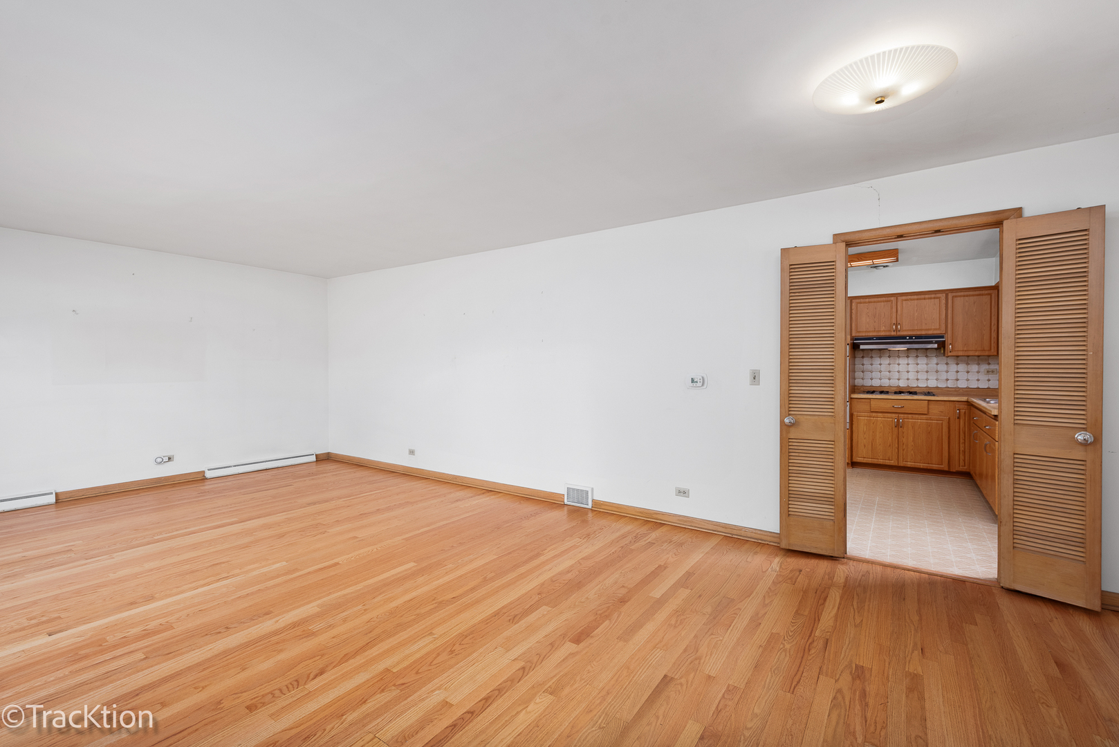 8605 N Merrill Street, Niles, IL 60714