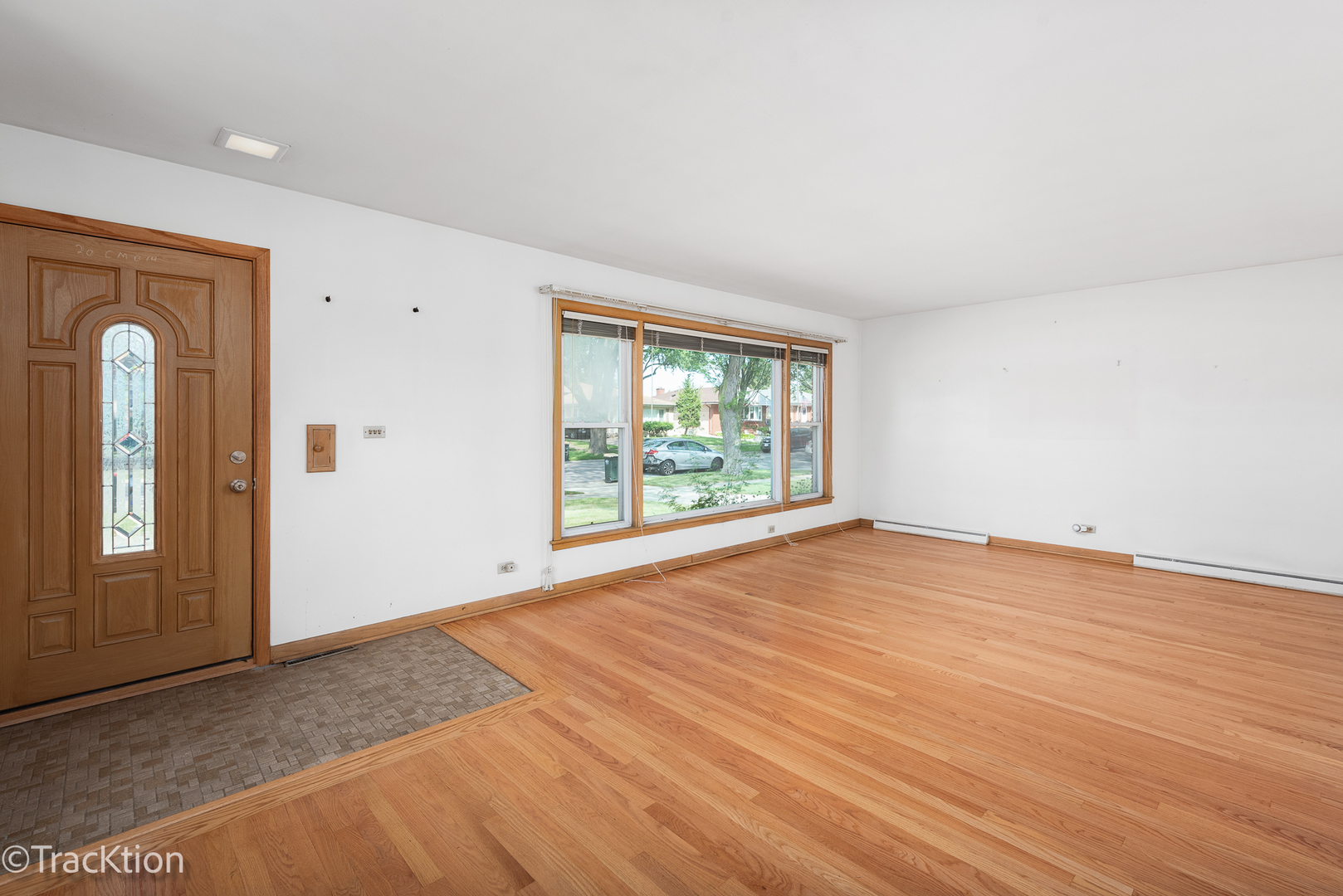 8605 N Merrill Street, Niles, IL 60714