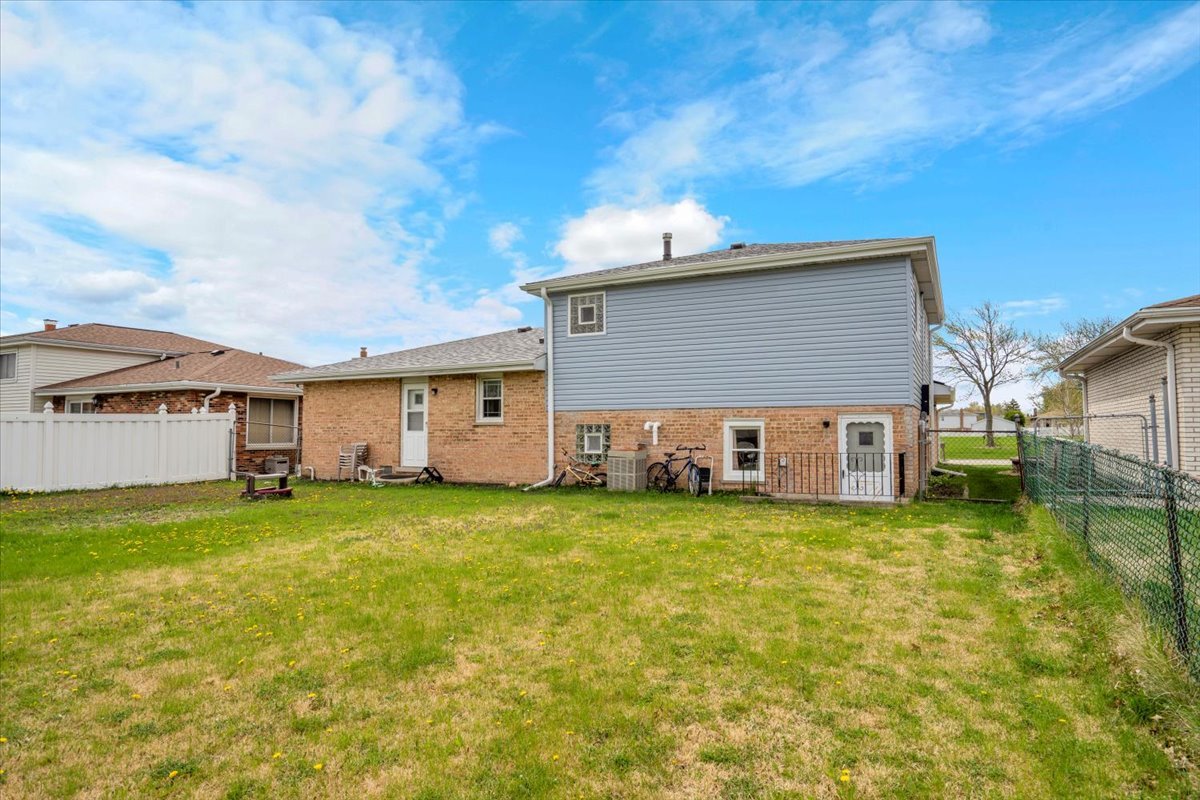 8440 163 Street, Tinley Park, IL 60487