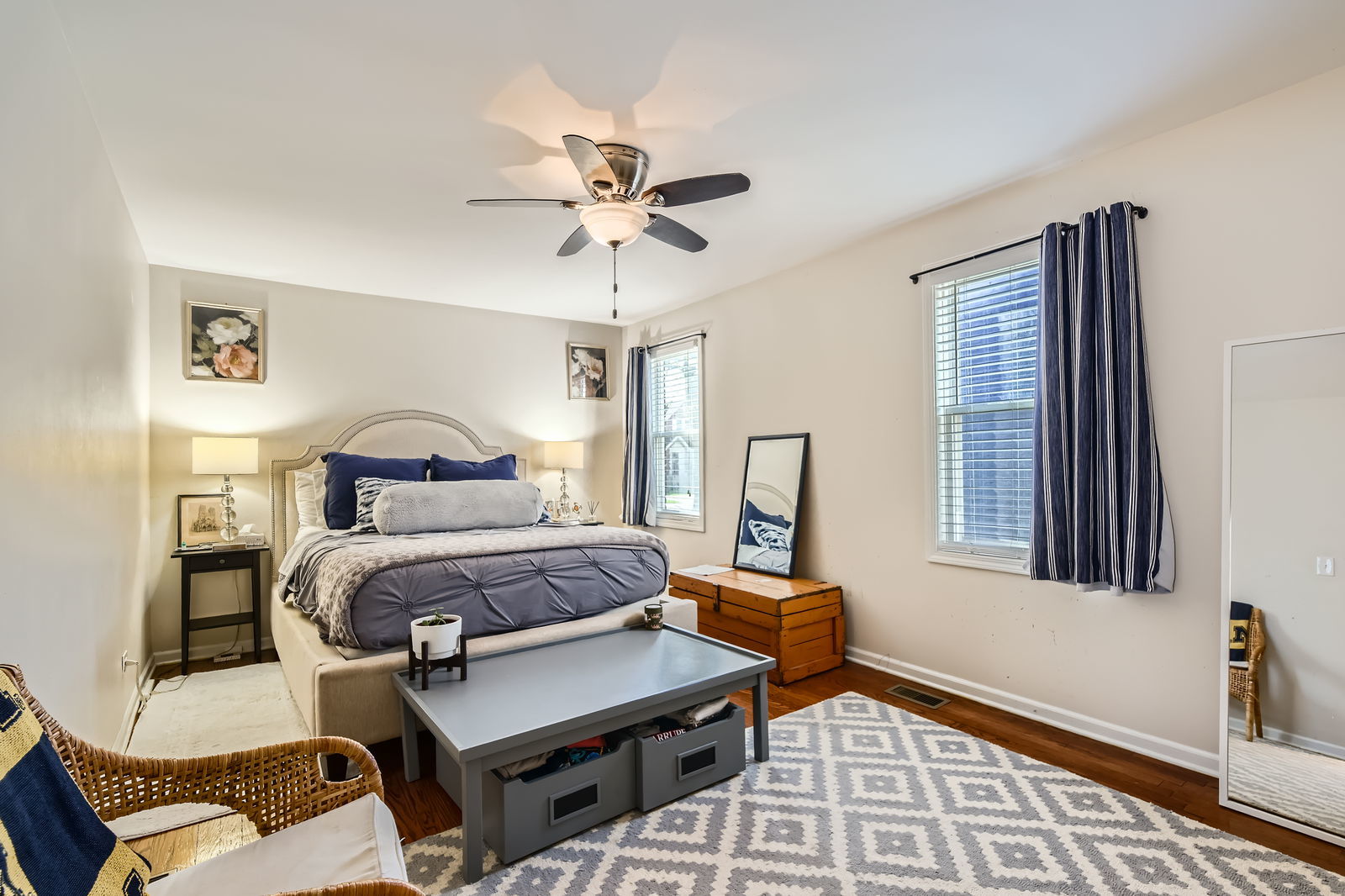 10940 S Wallace Street, Chicago, IL 60628