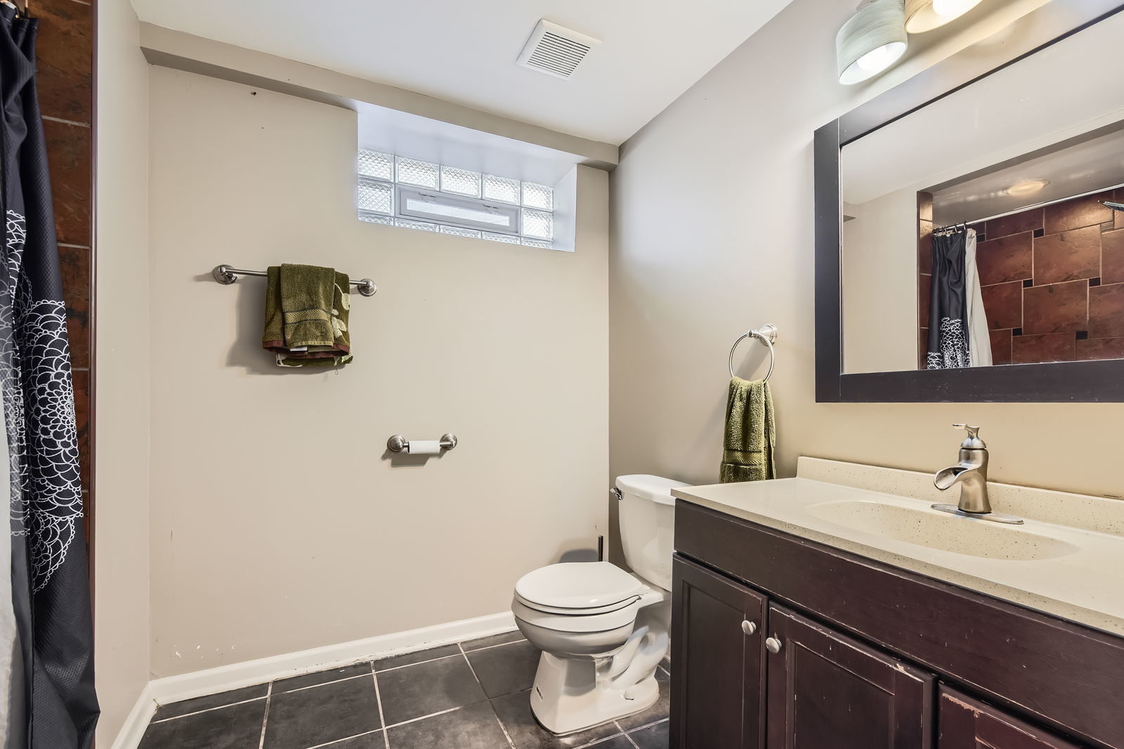 10940 S Wallace Street, Chicago, IL 60628