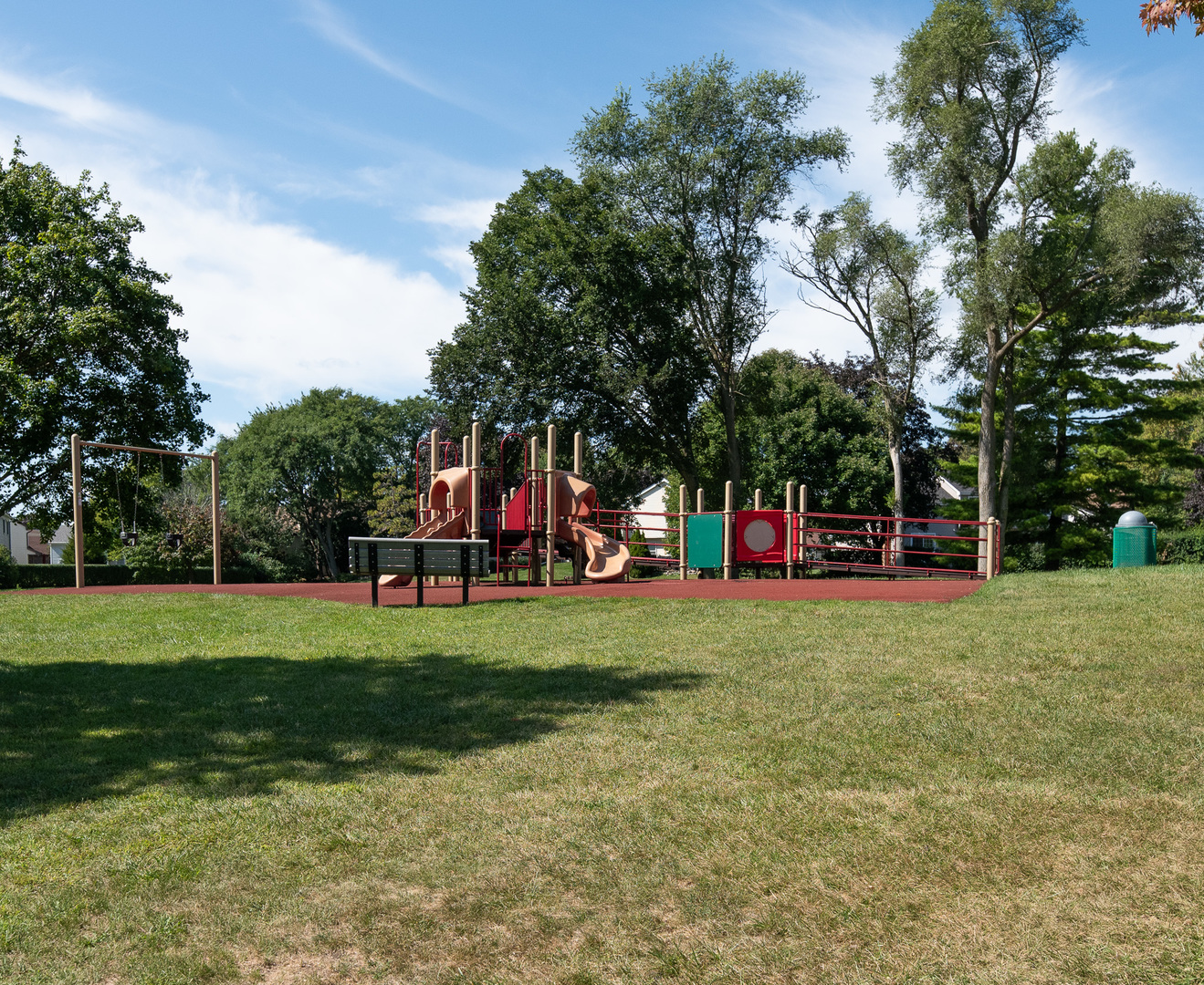 1325 Fairfax Lane, Buffalo Grove, IL 60089