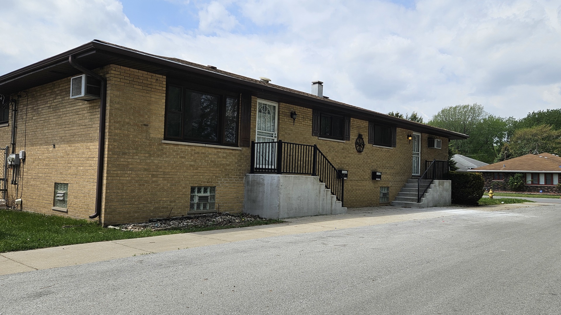371 Buffalo Avenue #2, Calumet City, IL 60409