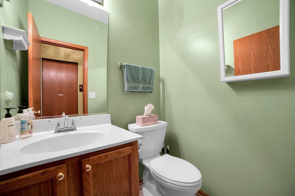 154 Azalea Circle, Romeoville, IL 60446