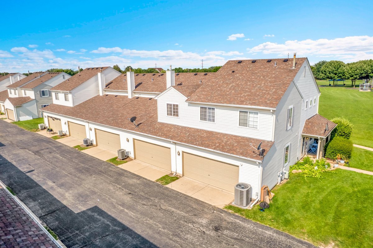154 Azalea Circle, Romeoville, IL 60446