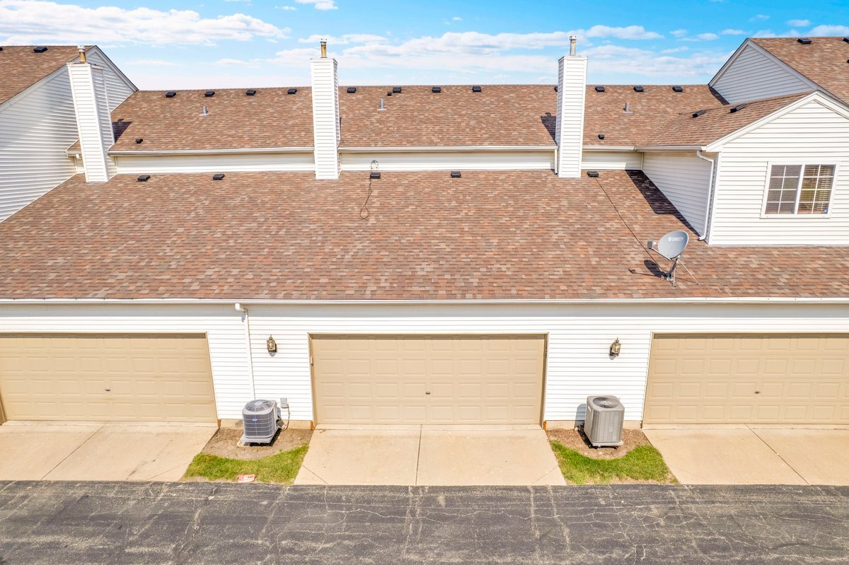 154 Azalea Circle, Romeoville, IL 60446