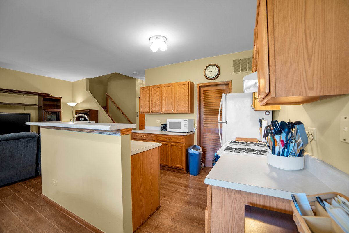 154 Azalea Circle, Romeoville, IL 60446