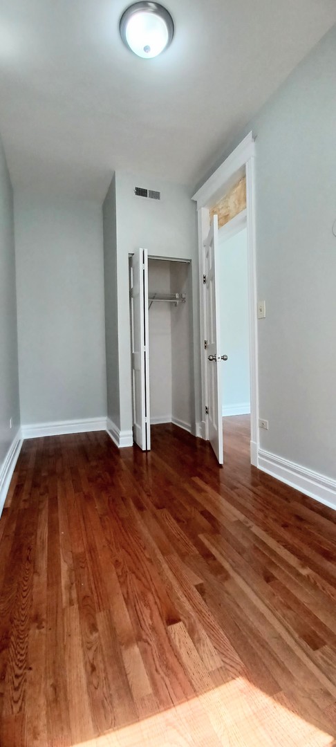 1402 W Flournoy Street #1, Chicago, IL 60607