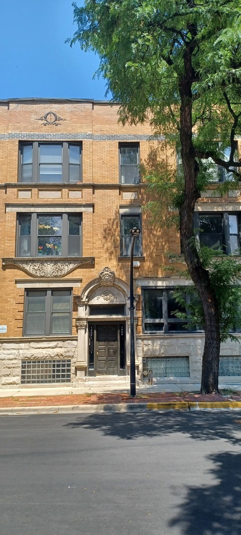 1402 W Flournoy Street #1, Chicago, IL 60607