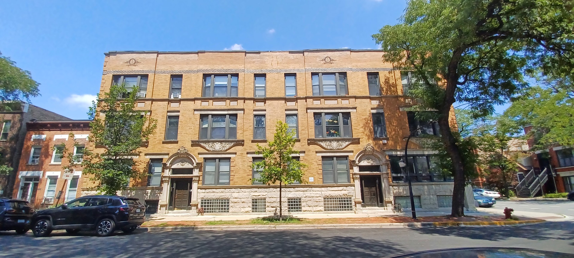 1402 W Flournoy Street #1, Chicago, IL 60607
