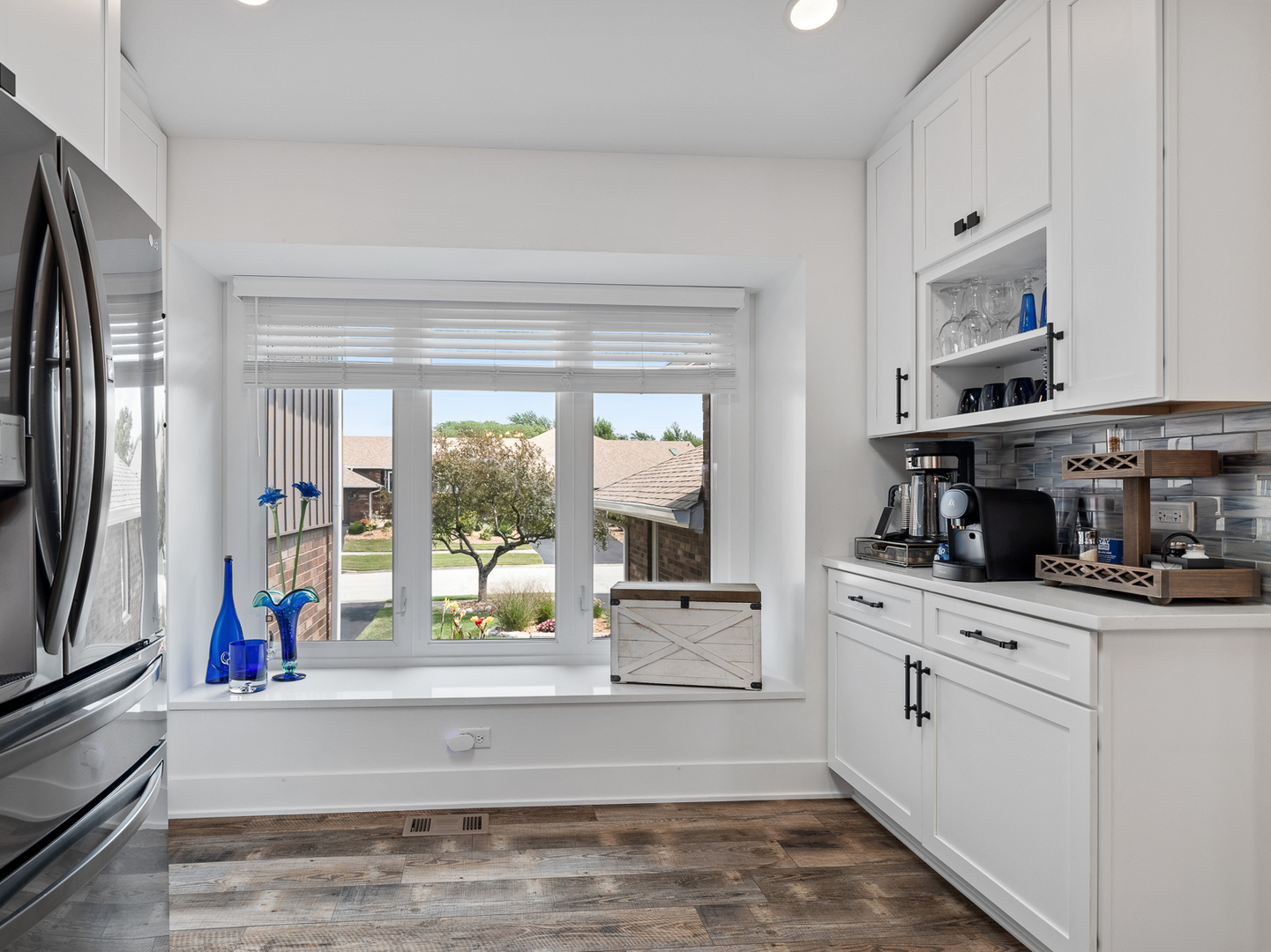8810 CLEARVIEW Drive, Orland Park, IL 60462