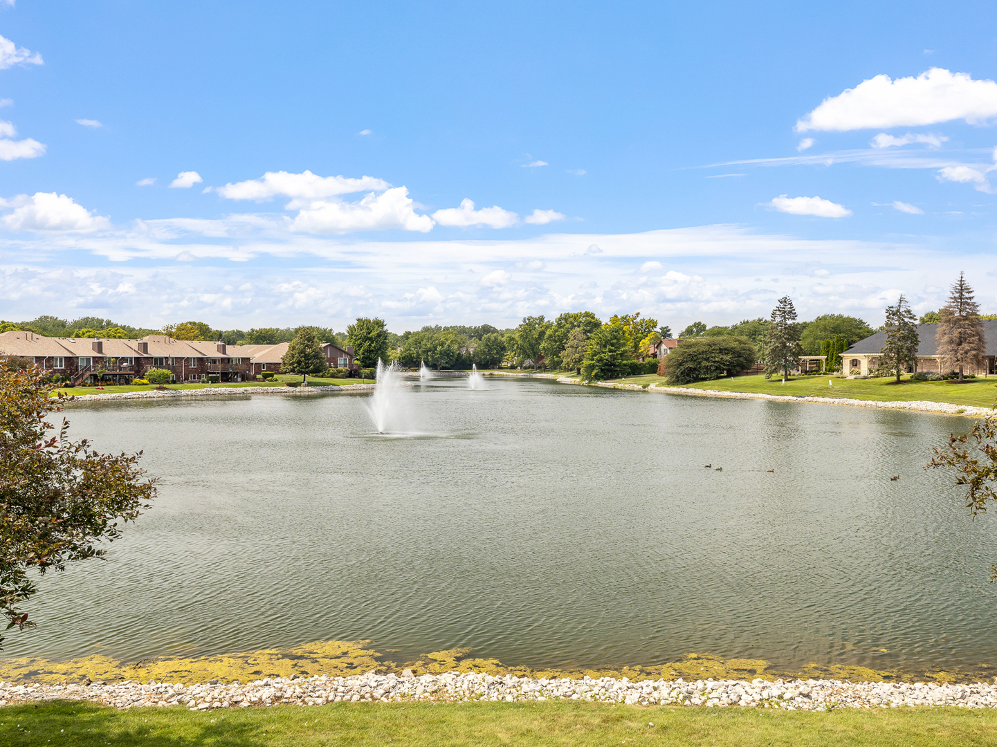8810 CLEARVIEW Drive, Orland Park, IL 60462