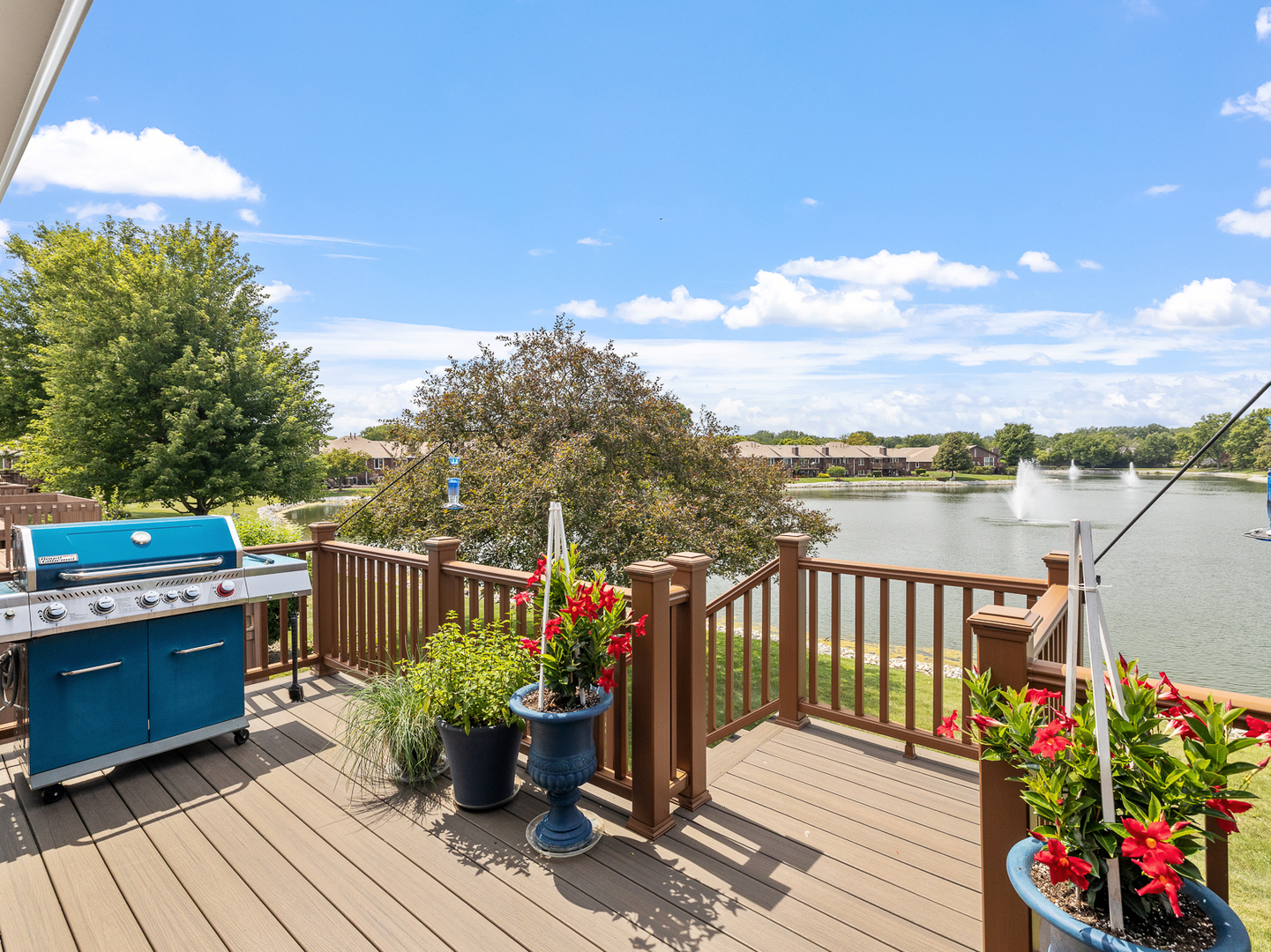 8810 CLEARVIEW Drive, Orland Park, IL 60462