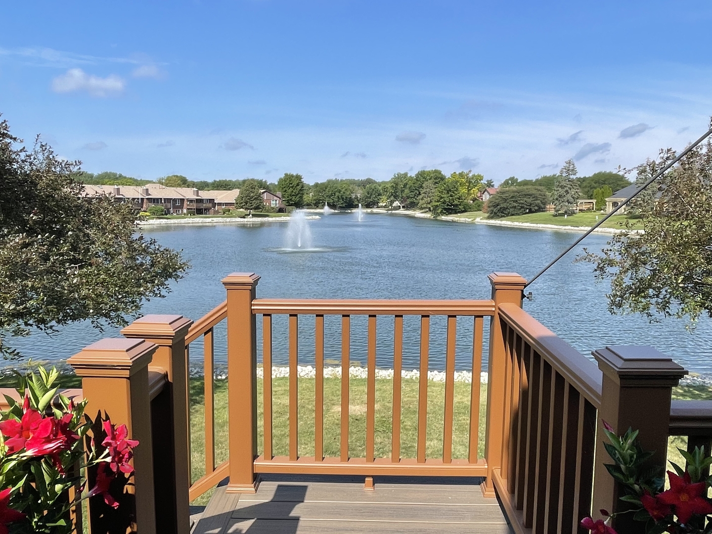 8810 CLEARVIEW Drive, Orland Park, IL 60462